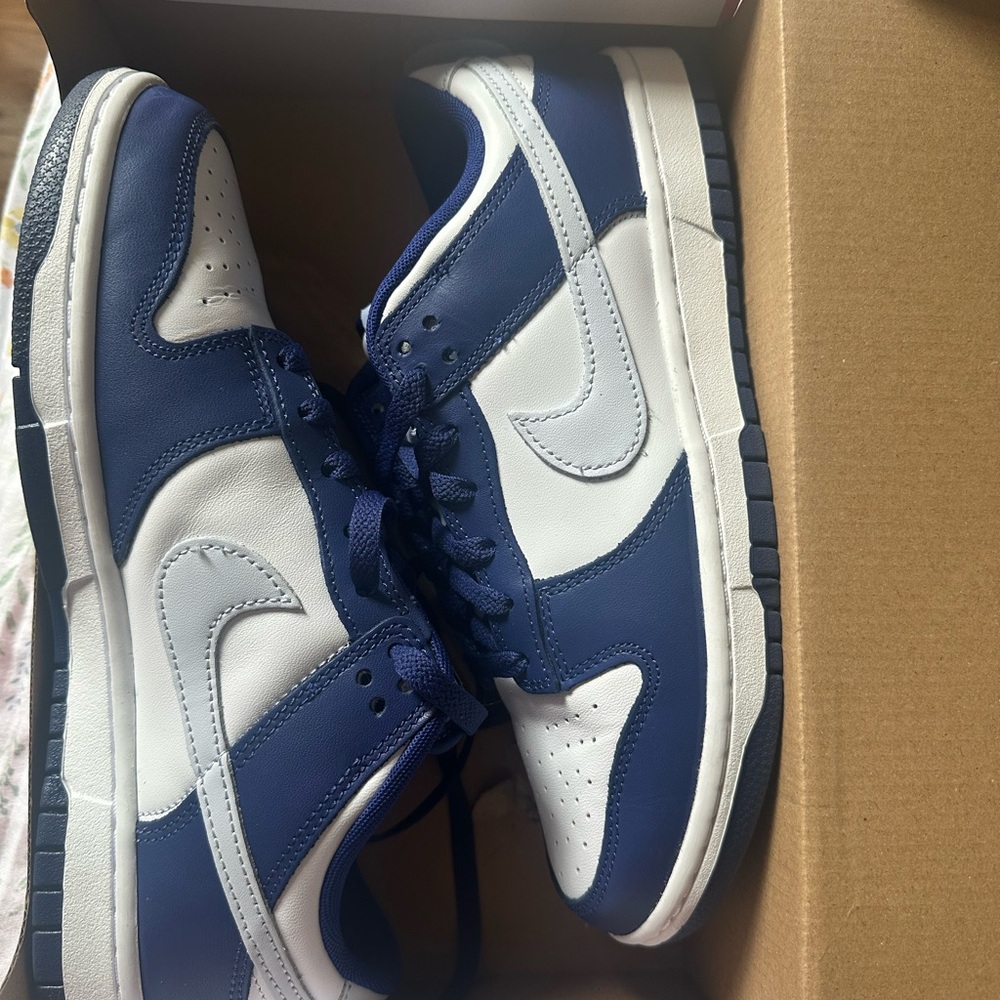 Nike dunk low deep royal football gray